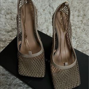 Bottega Veneta Stretch Heel Sandal Beige